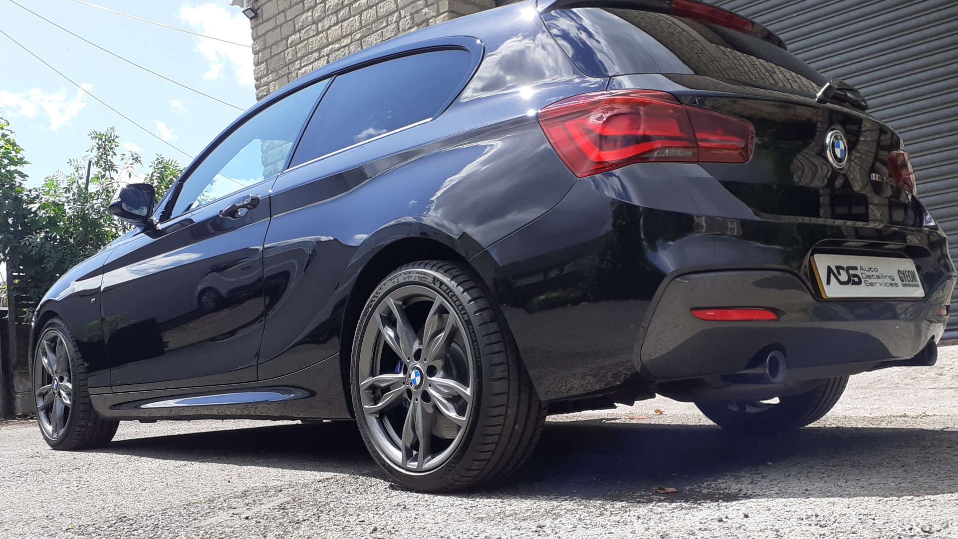 BMW 140M Detailed